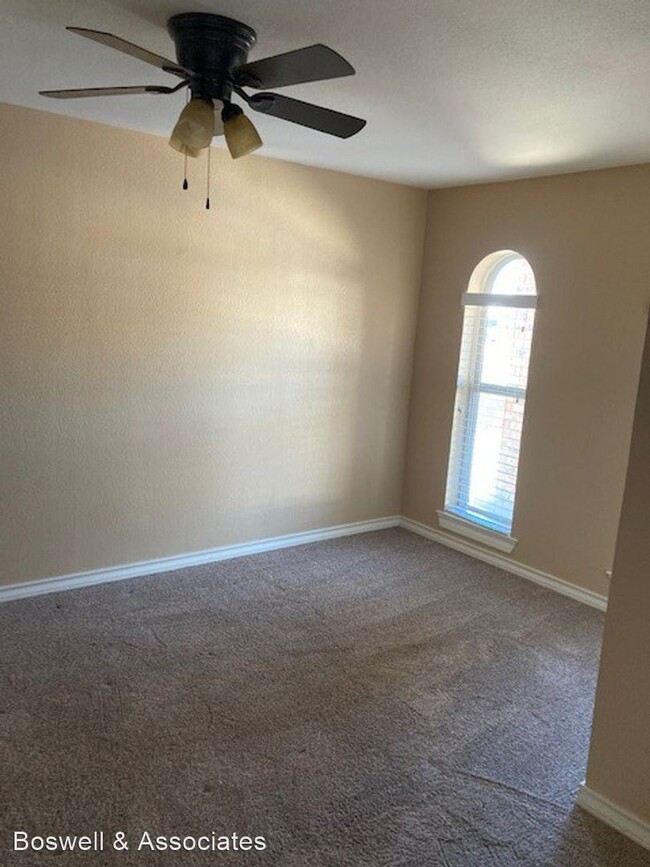 Building Photo - 3 br, 2 bath House - 1102 E Cuthbert