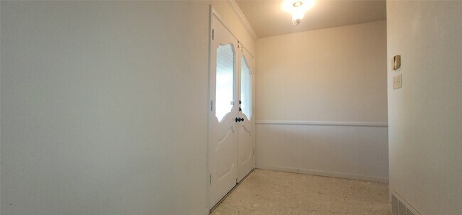 Foto del edificio - 5624 Woodway Dr