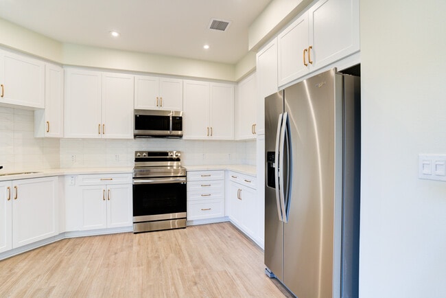 Building Photo - Bolsa Row Apartments