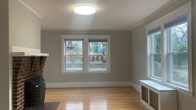 Building Photo - 307-309-309 Tremont St