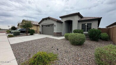 Building Photo - 1614 W Corral Rd