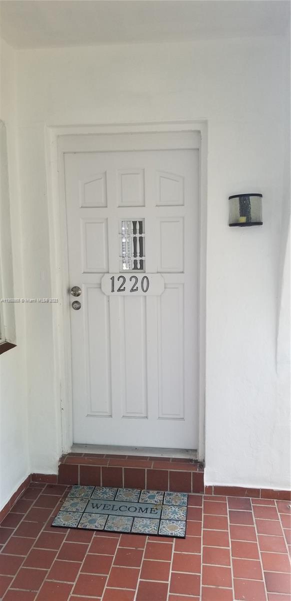 Building Photo - 1220 SW 25th Ave