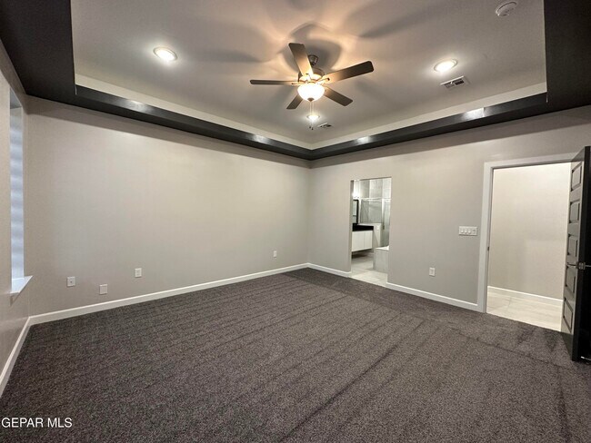 Foto del edificio - 12304 Desert Heights Ct