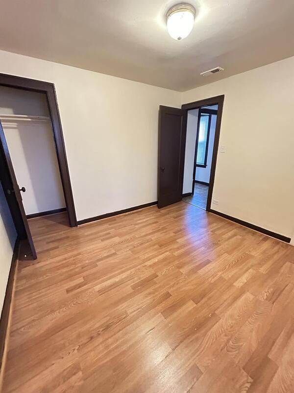 Foto del edificio - 8907 S Cottage Grove Ave