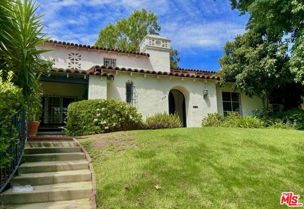 Primary Photo - 459 S Orange Dr