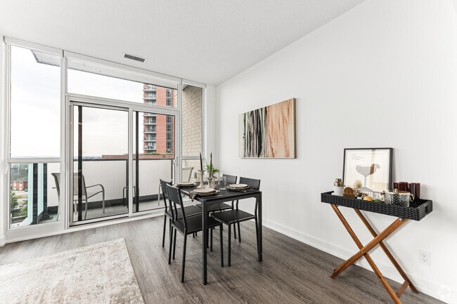 2BR, 2BA - 710SF - Dining Room - Vision at Pat Bayly Square