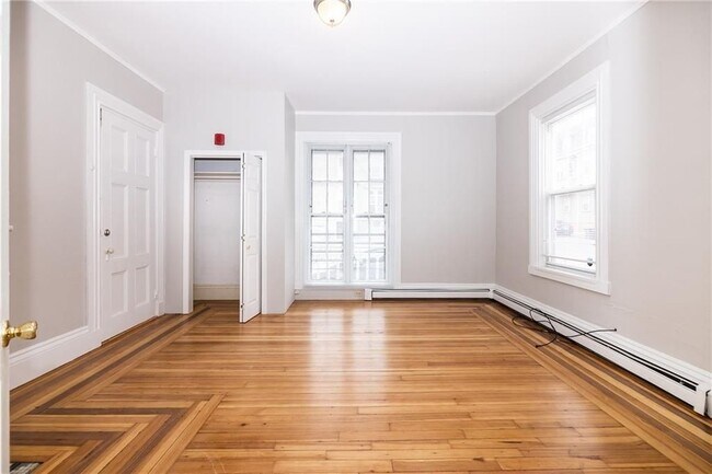 Building Photo - 191 Power St