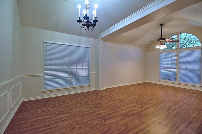Building Photo - 101 Pecan Vista Ln
