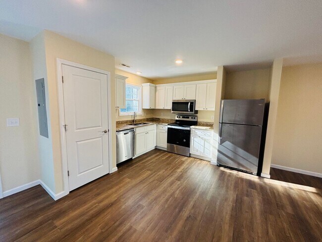 Foto del edificio - 3 Bedroom, 2.5 Bath Townhouse