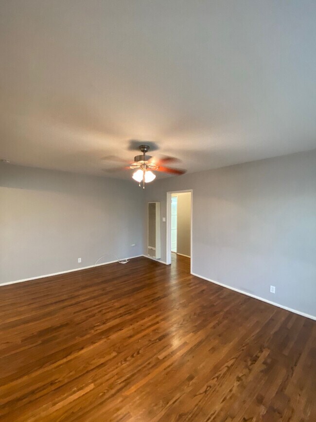 Foto del edificio - 2728 Freckles Rd