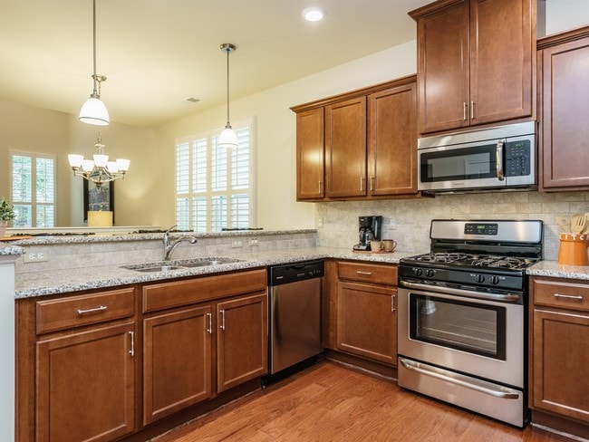 Cocina 1 - 5447 Jessip St