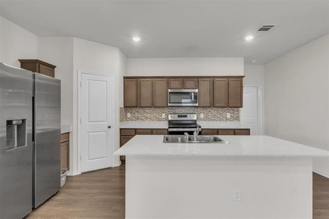 Building Photo - 815 Ranahan Ln