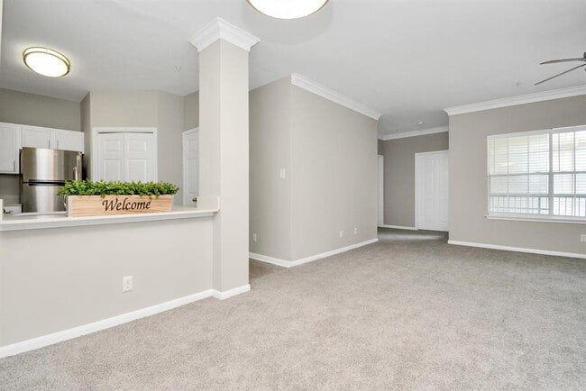 Building Photo - 2222 Maroneal St