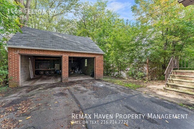 Foto del edificio - 1468 Felton Rd DN, South Euclid- Spacious ...