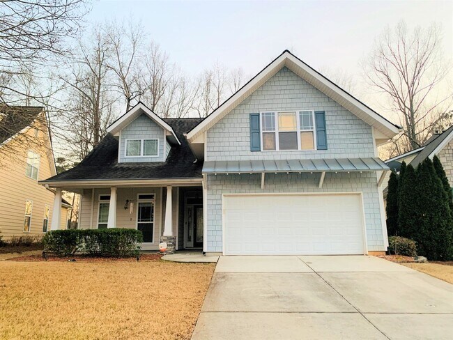 Foto del edificio - Charming 3 bed, 3 full bath home loaded wi...