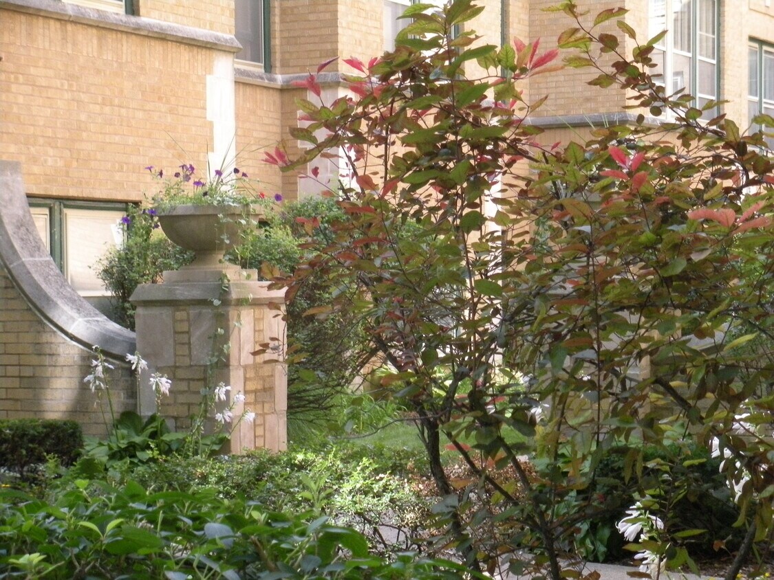 Primary Photo - 130 Washington Blvd
