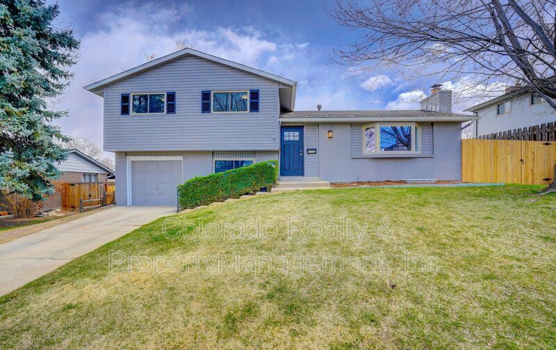Foto principal - 9350 Utica St