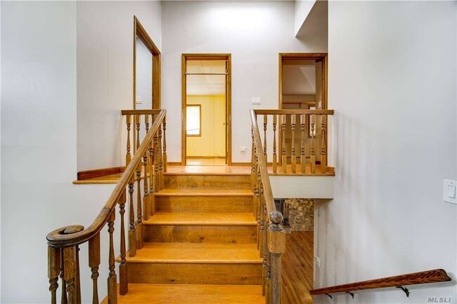 Building Photo - 3697 Jules Ln