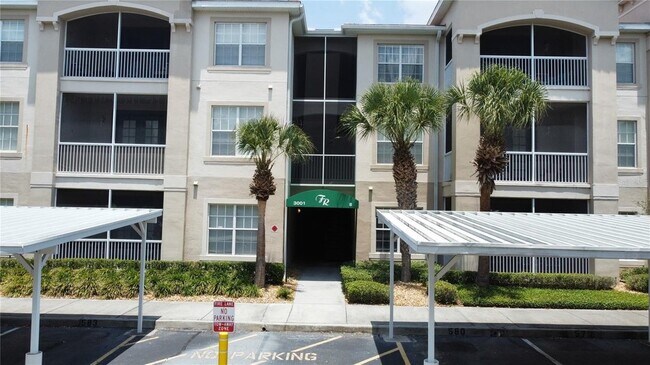 Foto del edificio - 3001 Greystone Loop