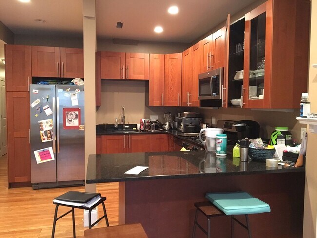 Building Photo - 4 BED/2 BATH W/ CENTRAL AIR ON SAINT LUKES AVAILABLE 9/1/2026