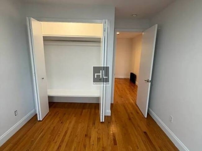 Foto del edificio - 73 STREET