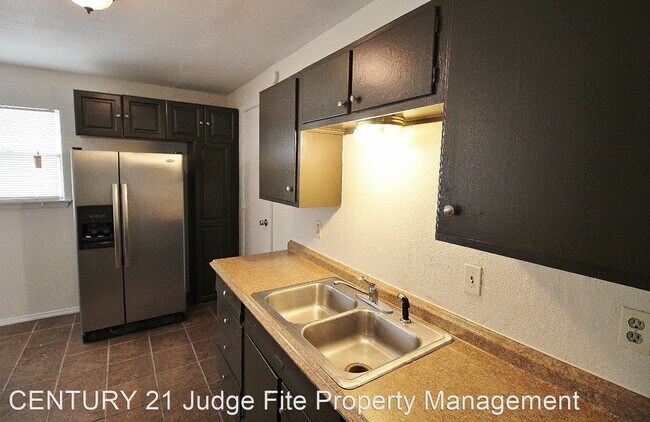 Foto del edificio - 3 br, 2 bath House - 4400 Ashwood Drive