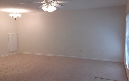 Building Photo - Foxchase Subdivision