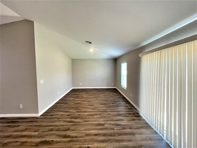 Building Photo - 1033 SW 1st St