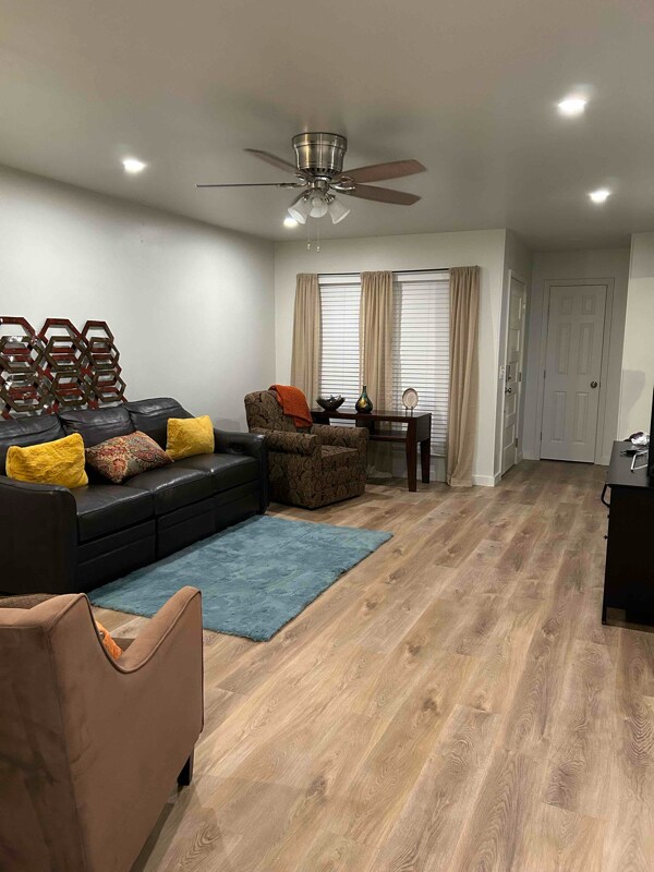 Foto del edificio - 1916 N Floyd Rd