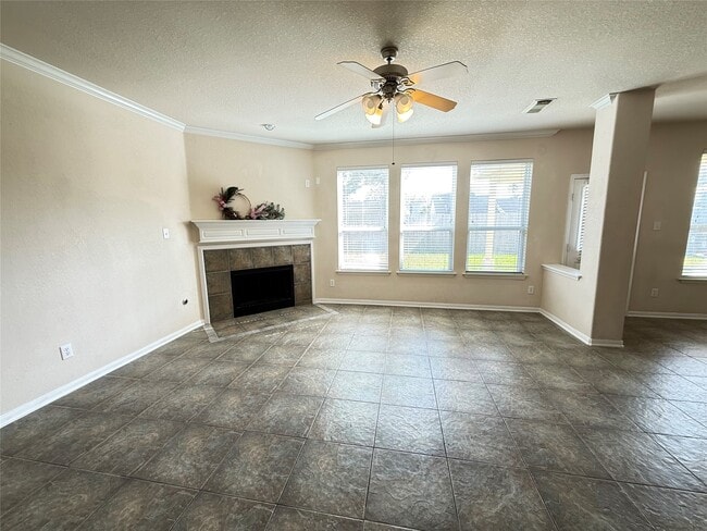 Building Photo - 3118 Creek Bank Ln