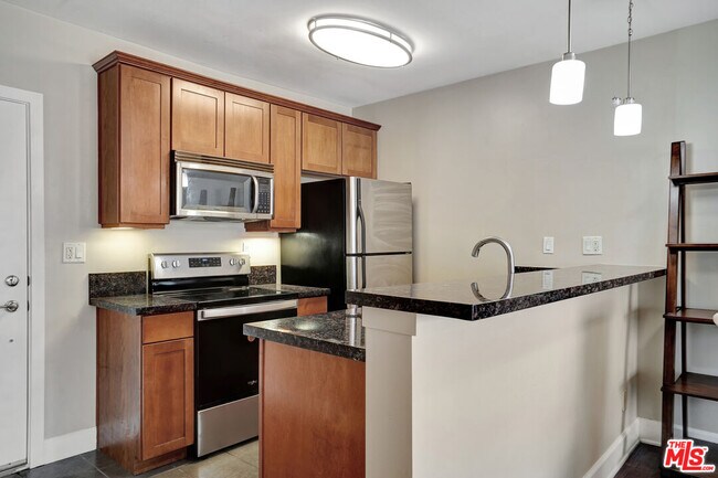 Foto del edificio - 10982 Roebling Ave