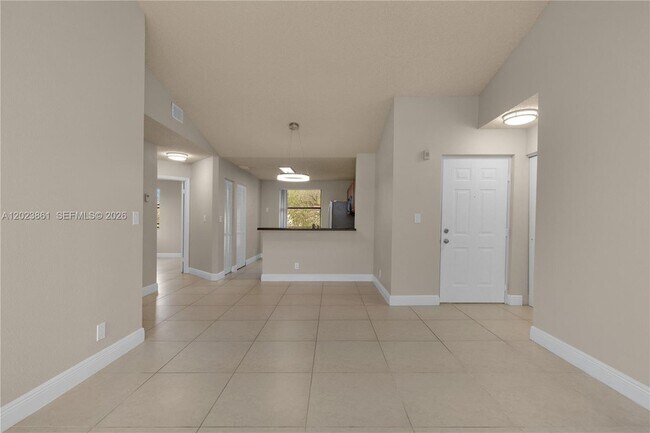 Building Photo - 10105 W Sunrise Blvd
