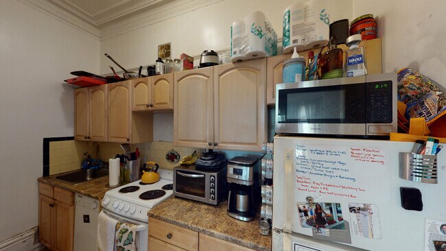 Foto del edificio - 244 Beacon St