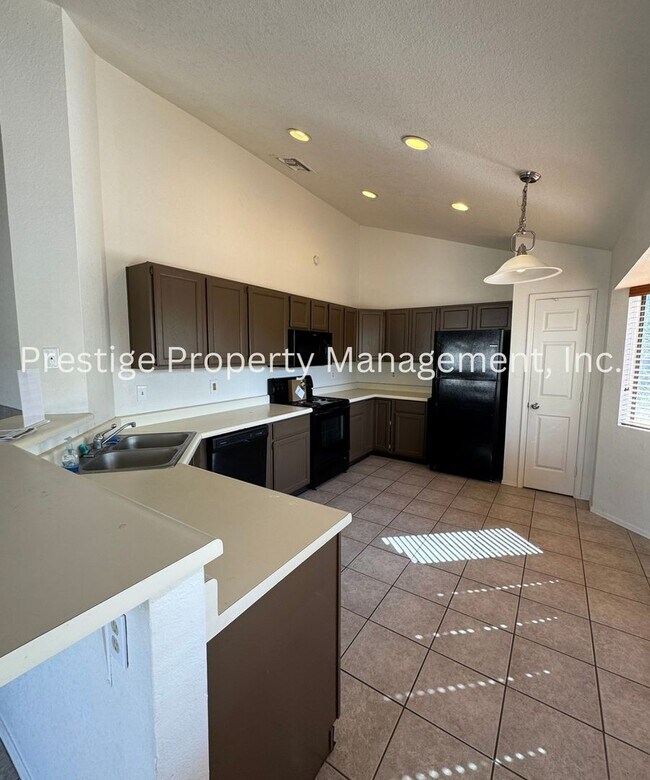Foto del edificio - 3Bd/2.5Ba Northwest Home in a Gated Commun...