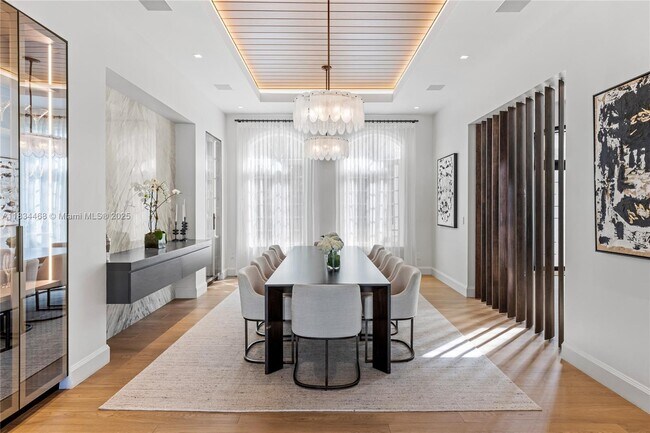 Foto del edificio - 11010 SW 69th Avenue Rd