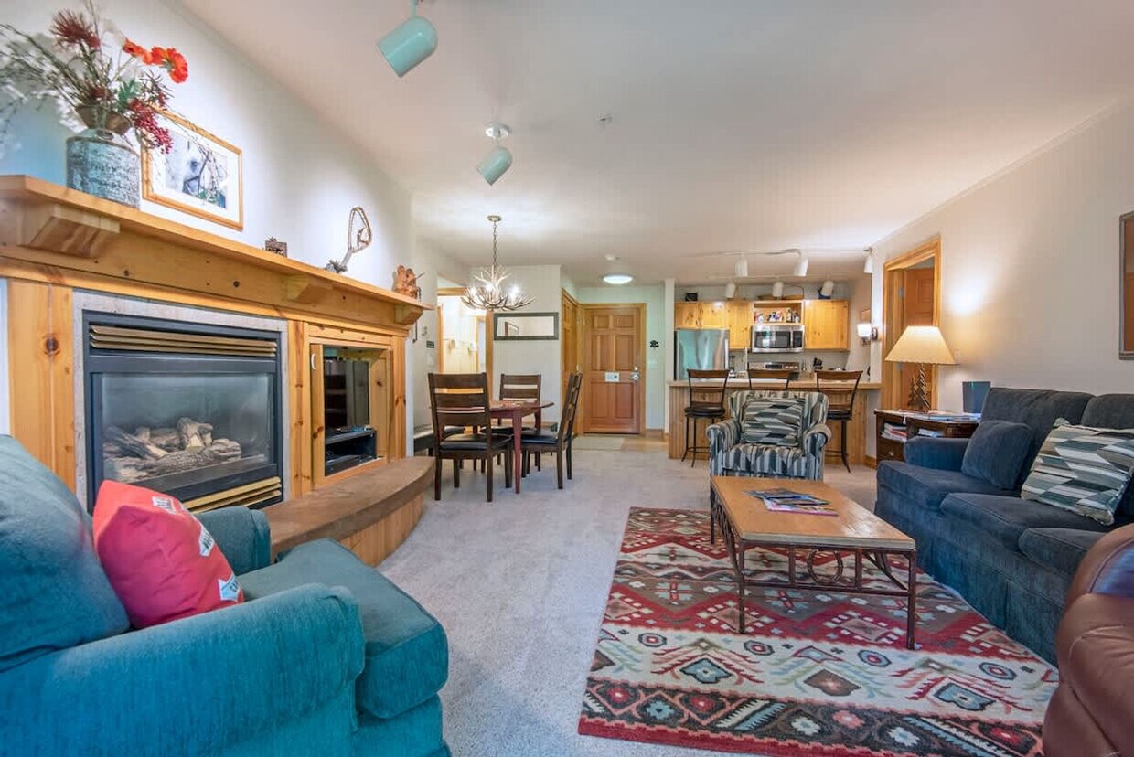 Foto principal - 2740 Shadowmoon Ln