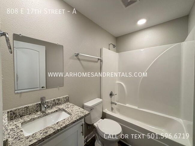 Foto del edificio - 808 E 17th St