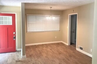 Building Photo - 2303 Ousley Ct