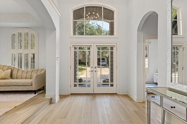 Foto del edificio - 2012 Rue De St Tropez