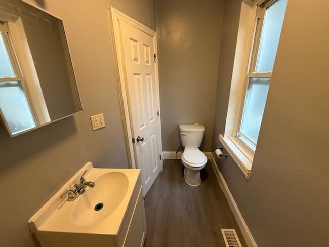 Foto del edificio - 4320 Wyalusing Ave