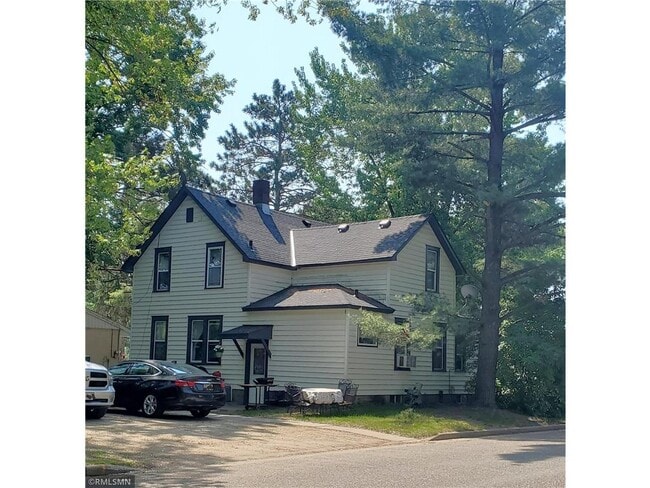 Building Photo - 455 N 2nd St