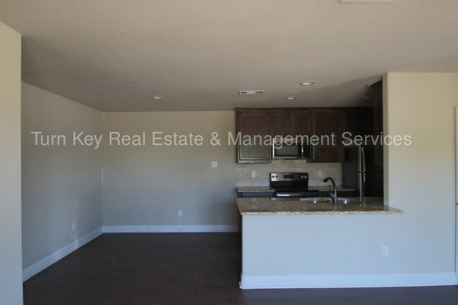 Foto del edificio - 3218 Cherry Ln