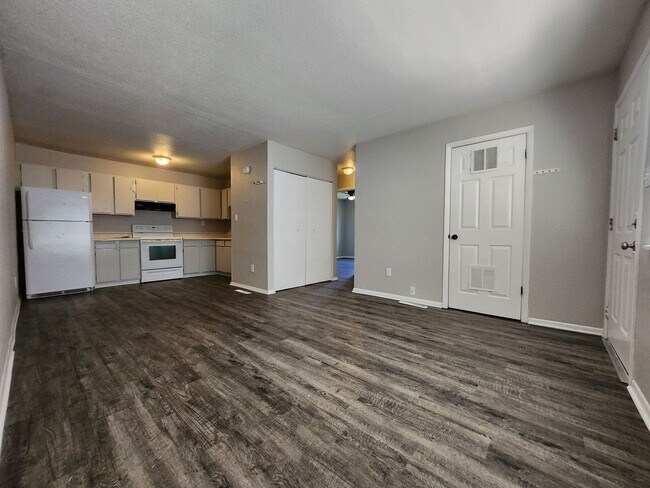 Photo - 4307 Ericson Dr Apartment