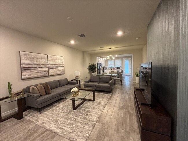 Building Photo - 14550 Orchid Is Dr