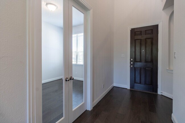 Foto del edificio - Stunning two story 4 bedroom with den and media/ game area in Pflugerville!