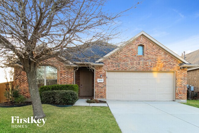 Building Photo - 1601 Lake Pine Dr