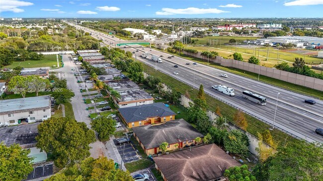 Building Photo - 1800 NW 52nd Ave