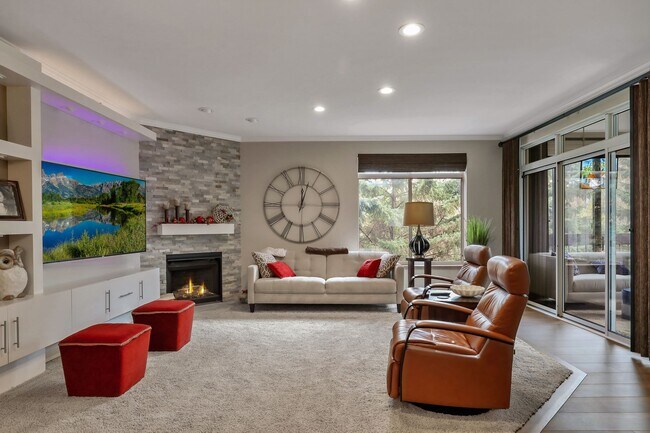Foto del edificio - 7400 Edinborough Way