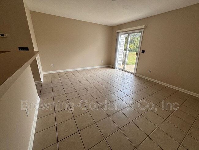 Building Photo - 3063 Harpeth Springs Dr