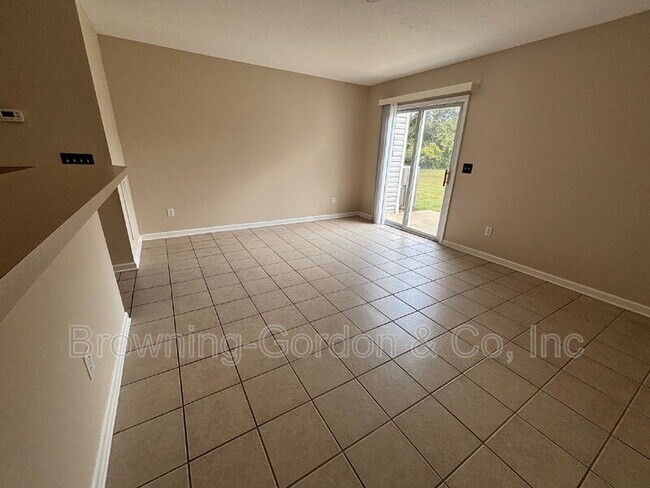 Foto del edificio - 3063 Harpeth Springs Dr